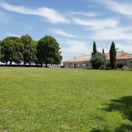 Logis Du Paradis Bed and breakfast