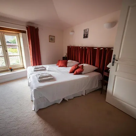 Bed and breakfast Logis Du Paradis Criteuil-la-Magdeleine