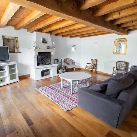 Logis Du Paradis Bed and breakfast 4*