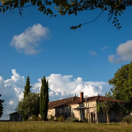 Bed and breakfast Logis Du Paradis 4*