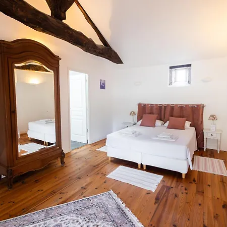 Logis Du Paradis Bed and breakfast