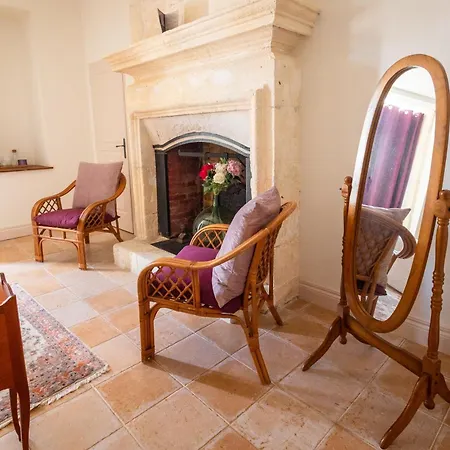 Bed and breakfast Logis Du Paradis 4*