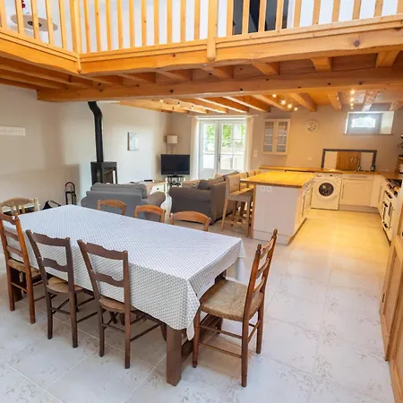 Logis Du Paradis Bed and breakfast Criteuil-la-Magdeleine