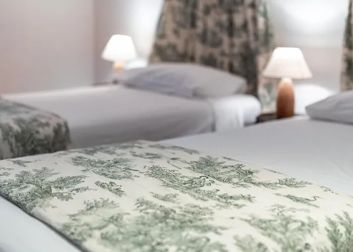 Logis Du Paradis Alojamento de Acomodação e Pequeno-almoço Criteuil-la-Magdeleine