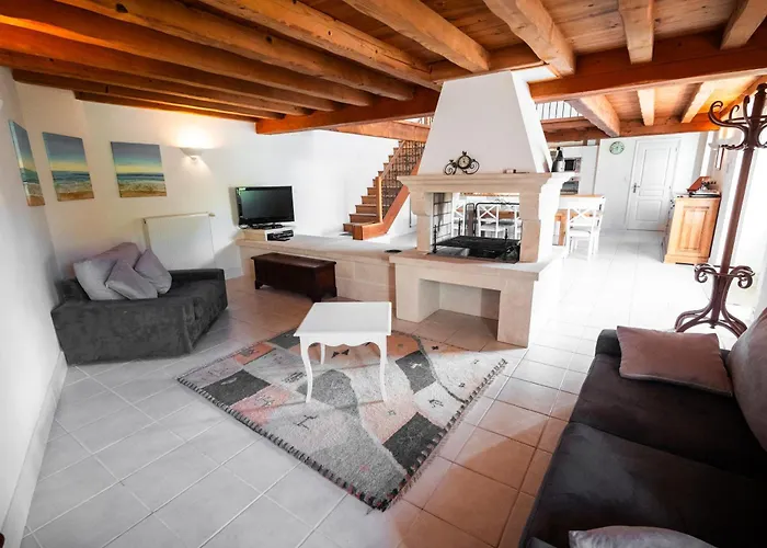 Alojamento de Acomodação e Pequeno-almoço Logis Du Paradis Criteuil-la-Magdeleine